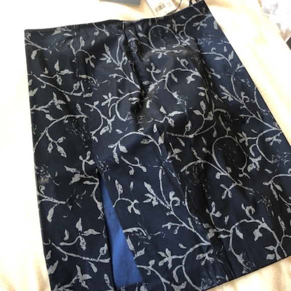 Guess Collection Knee-length Pencil Skirt - Picture 3 of 3